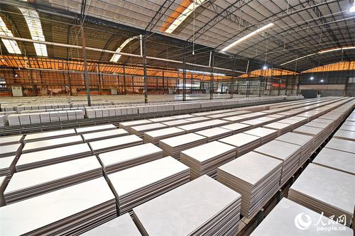 江西萍鄉 訂單充足生產忙，建筑材料產業展現蓬勃活力